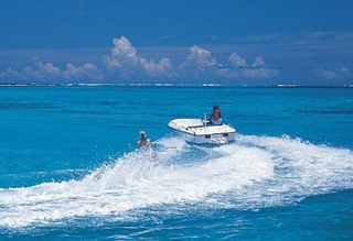  Renta de esquí acuático Marsella 